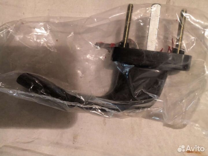 Ручка оконная с замком и ключом