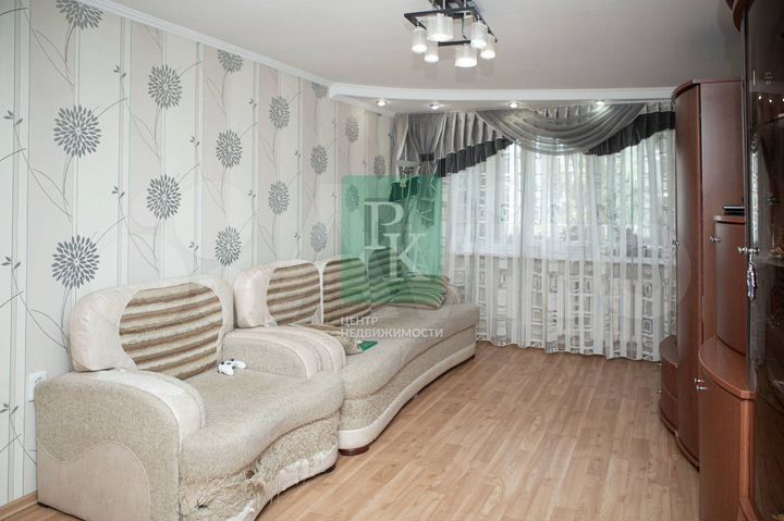 2-к. квартира, 54 м², 5/5 эт.