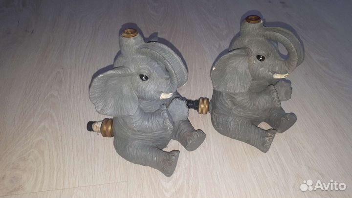 Фигурка слона поливалка для дачи