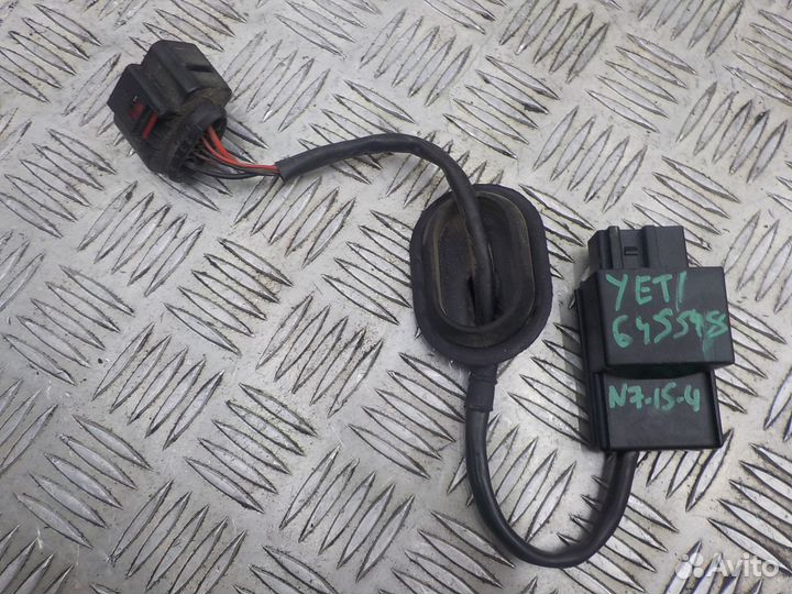 Реле Skoda Yeti 2009