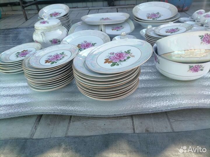 Столовый и чайный сервиз гдр 133 предмета