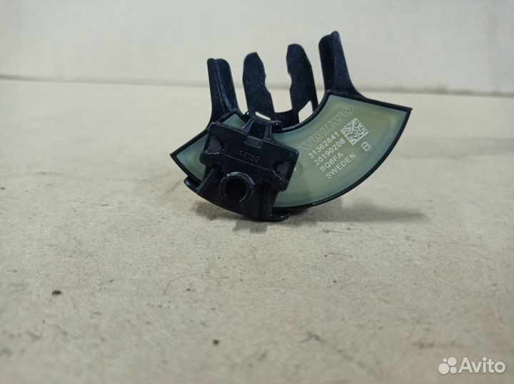 Volvo XC90 2015- датчик положения педали тормоза