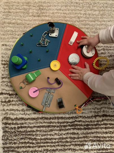 Игрушка Бизиборт