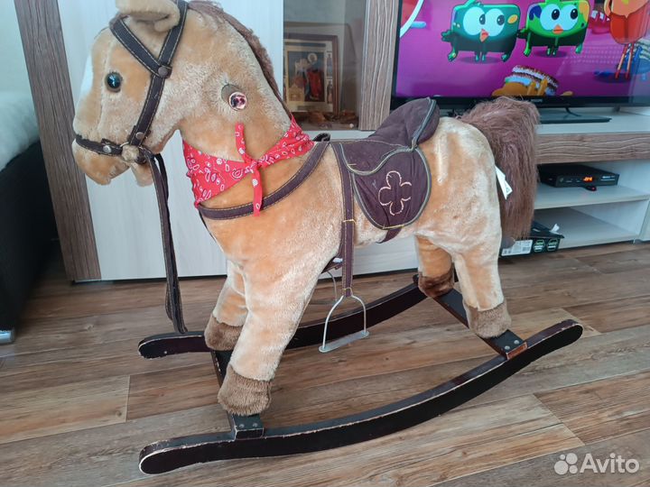 Лошадь качалка