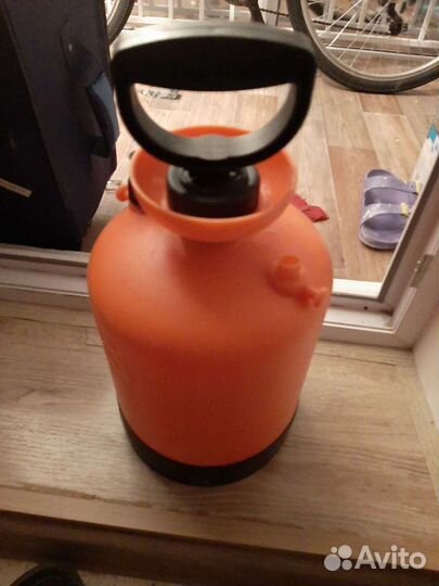 Опрыскиватель для растений 5л Жук