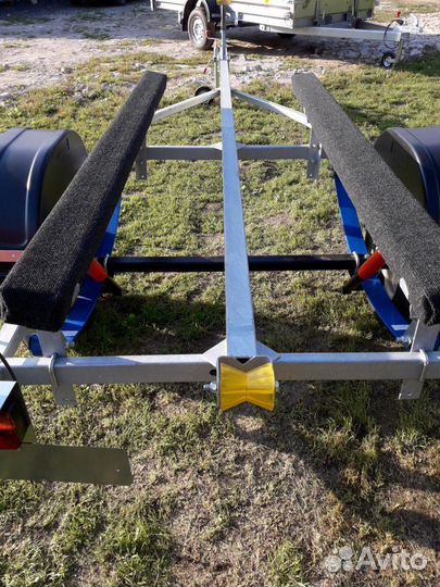 Прицеп трейлер ерш для лодки л