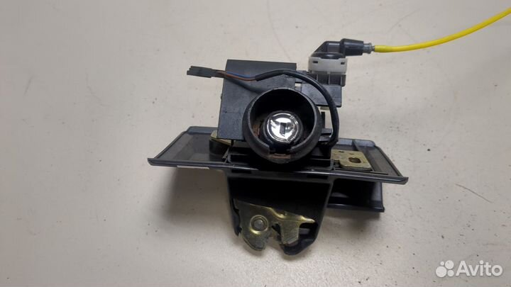 Замок багажника Mercedes E W210