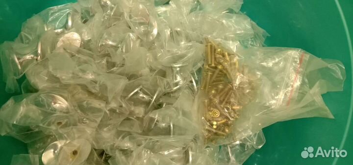 Ручка-кнопка для мебели