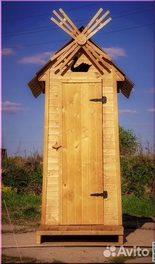 Дачный туалет деревянный SKU005