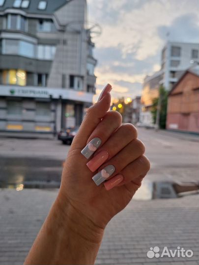 Наращивание ногтей