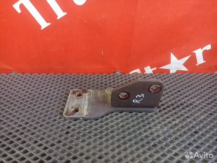 Кронштейн перекидок Renault T, Volvo FH