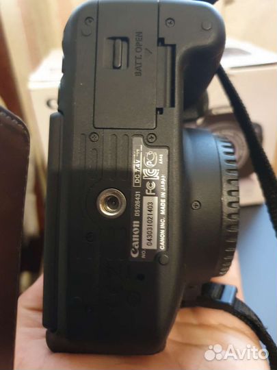 Зеркальный фотоаппарат canon 700d