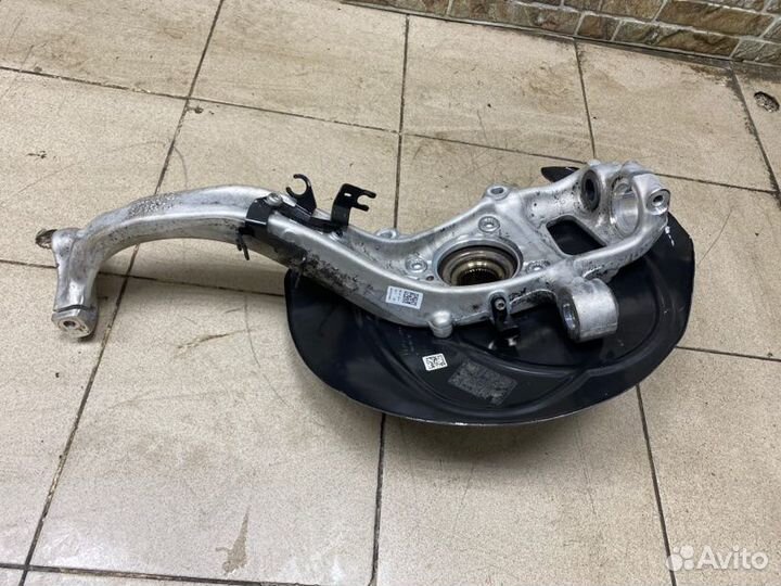 Цапфа/кулак поворотный передний правый Audi Q7/SQ7