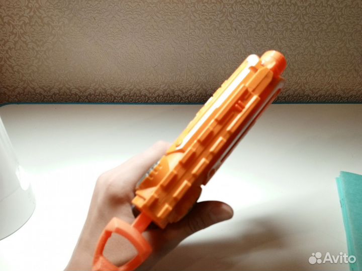 Nerf пистолет
