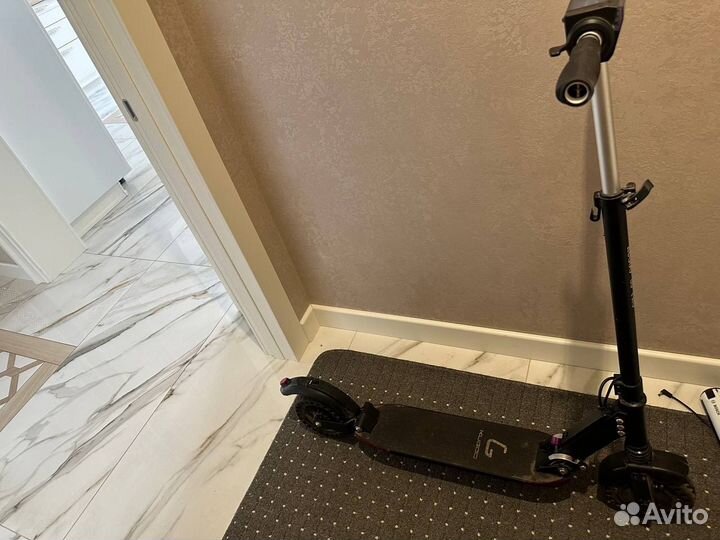 Самокат взрослый электрический