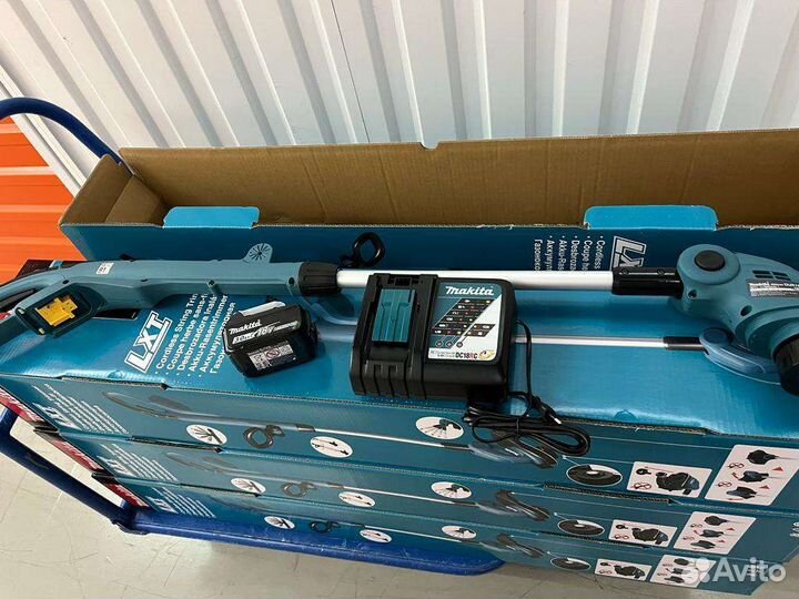 Аккумуляторный триммер Makita DUR181RF