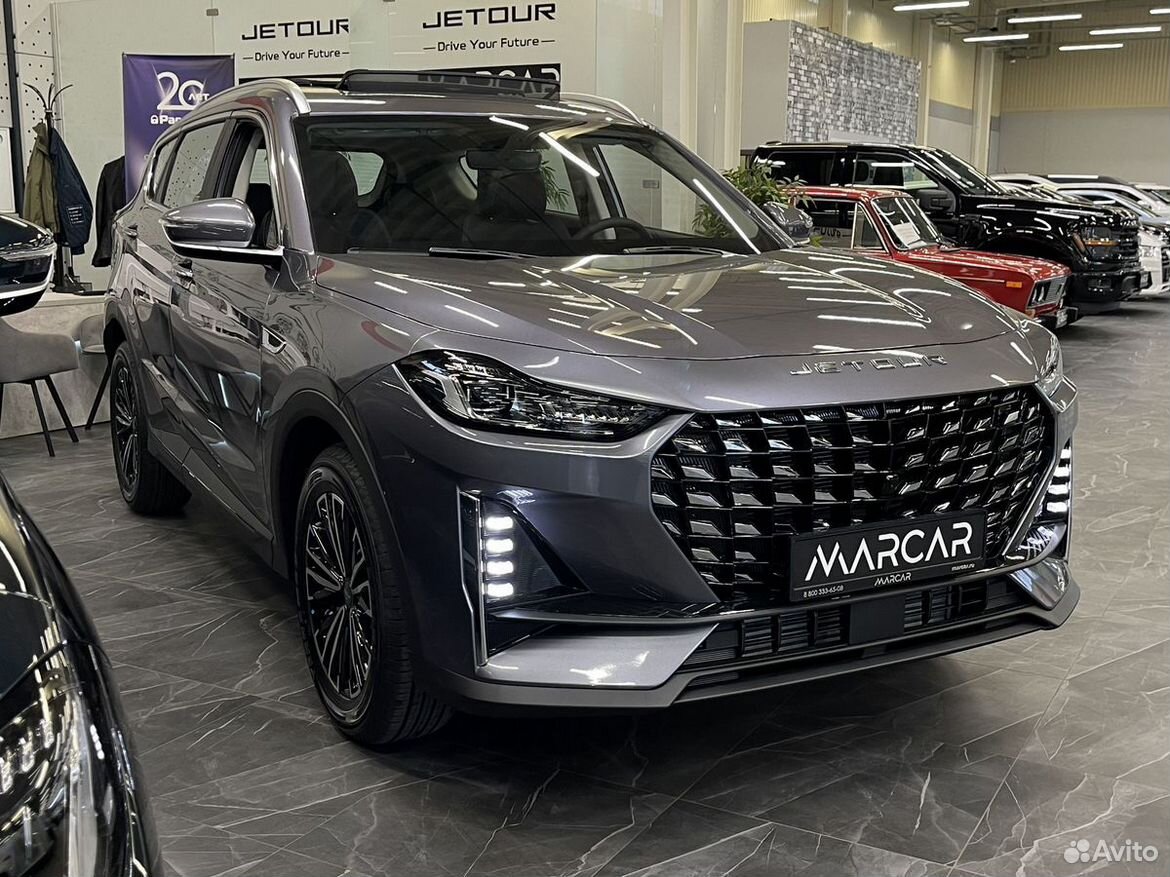 Jetour X70 Plus 1.6 AMT, 2026