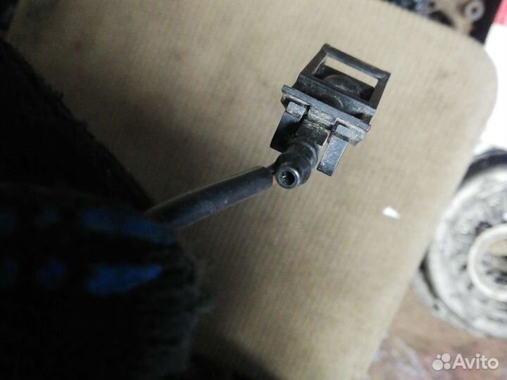 Форсунка омывателя Фольксваген Поло 5