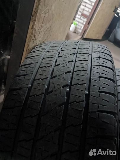 Bridgestone Dueler H/L 285/45 R22