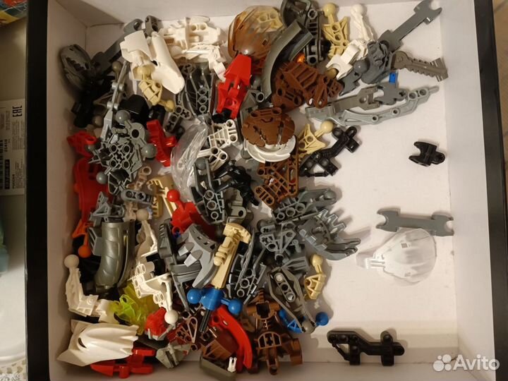 Lego bionicle детали, бронь