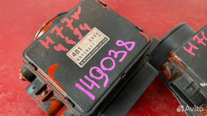 Датчик массового расхода воздуха Mitsubishi Lancer