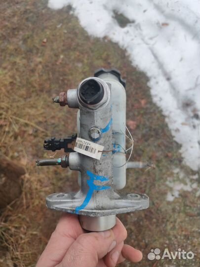 Главный тормозной цилиндр Киа спортейдж 2