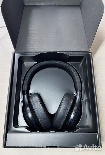 Наушники JBL E55BT