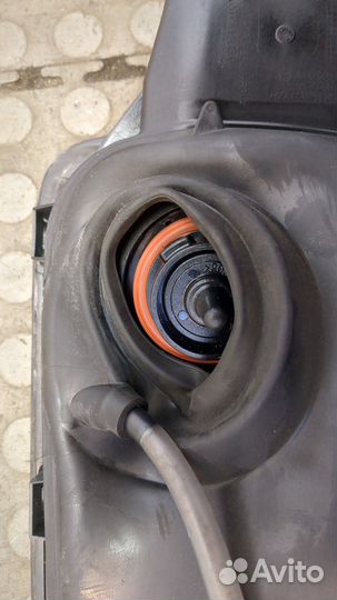 Лючок бензобака Volkswagen Taos, 2022