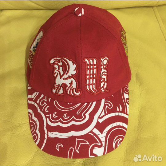 Кепки разные (листайте)