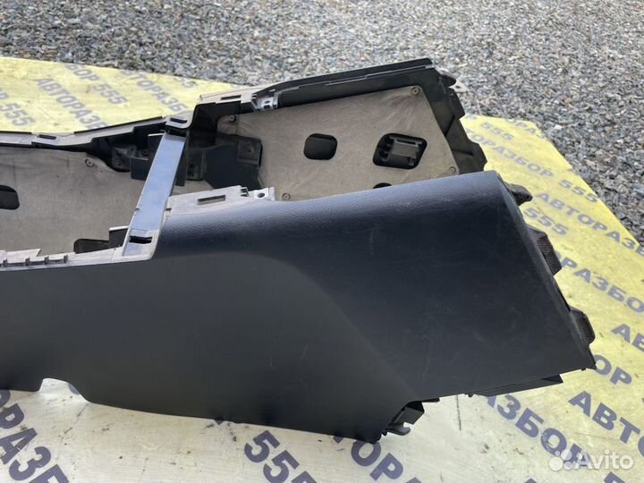 Подлокотник Kia Sportage 3