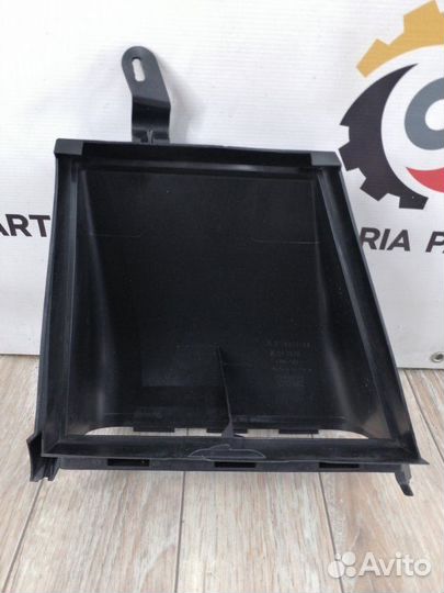 Корпус салонного фильтра Mercedes Cls W219 3.5