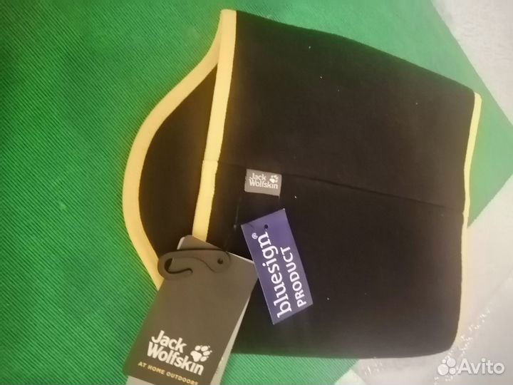 Шапка и снуд для мальчика Jack Wolfskin.Новые