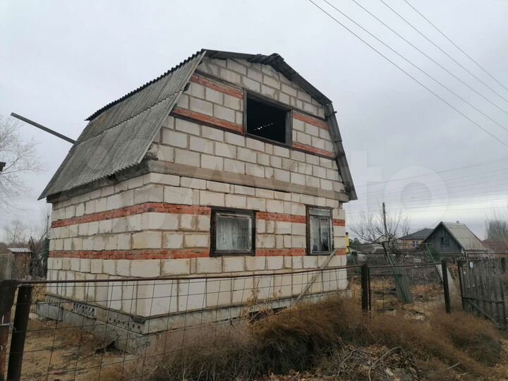 Дача 30 м² на участке 6 сот.