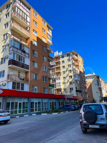 2-к. квартира, 50 м², 4/9 эт.