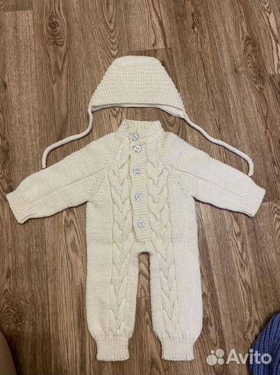Вязаный костюм детский