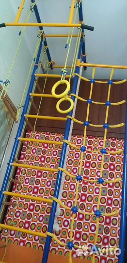 Шведская стенка,турник,кольца,канат