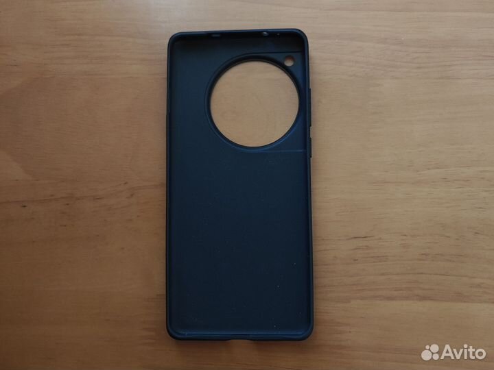 Чехол силиконовый на OnePlus 12