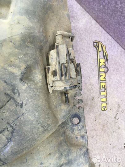 Бензобак топливный бак Горловина Симбол Клио 2