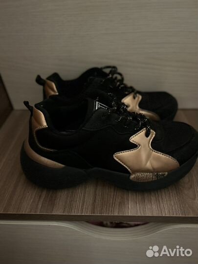 Кроссовки Котофей, размер 35