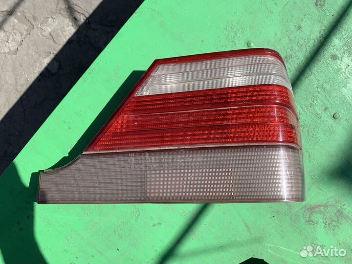 Фонарь задний правый mercedes s-класс