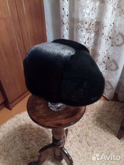 Меховая кепка