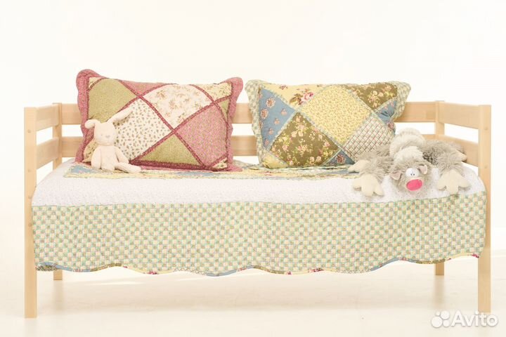 Кровать детская с бортиком