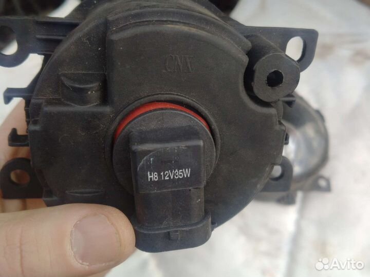 Продам птф на Логан 1