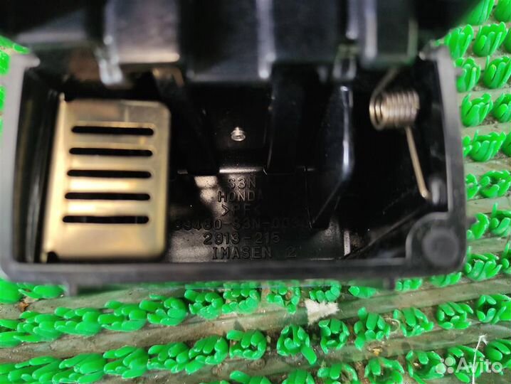 Пепельница Honda CR-V 2 (RD5) 2003