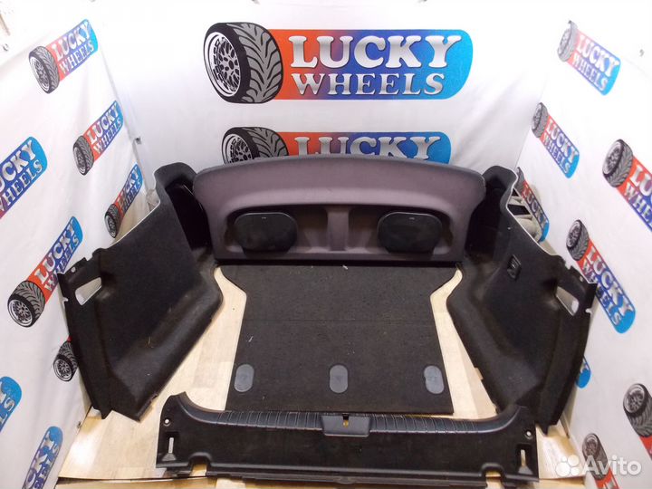 BMW 3 E46 Compact, Обшивка багажника