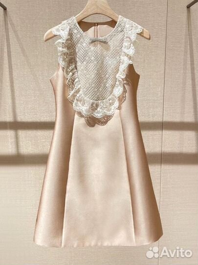 Нежное платье