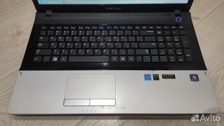 Ноутбук Samsung NP300E7A, i5-2450M