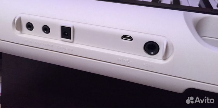 Casio CT-S200we - компактный синтезатор