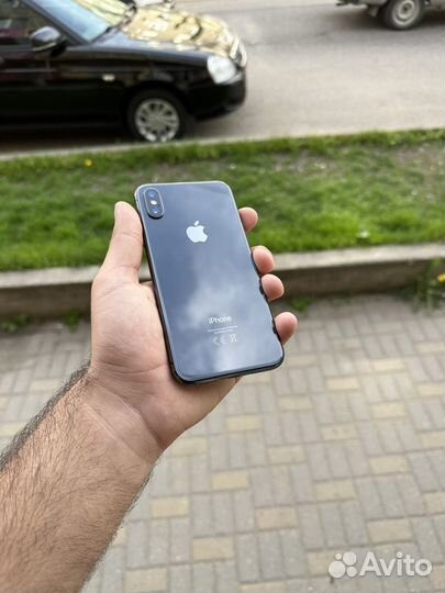 iPhone X, 256 ГБ