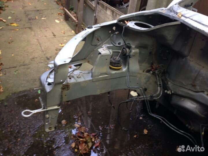 Правая половина кузова пежо 206 и прочие запчасти